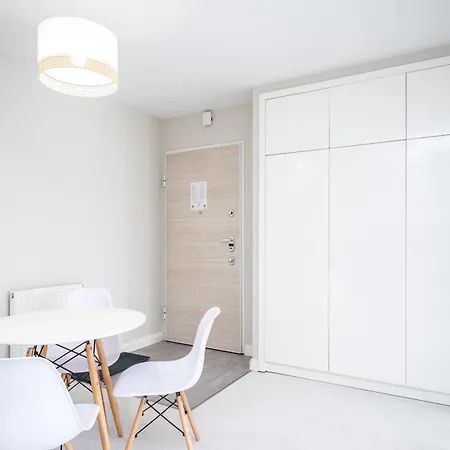 Rentplanet - Twardowskiego Apartment *